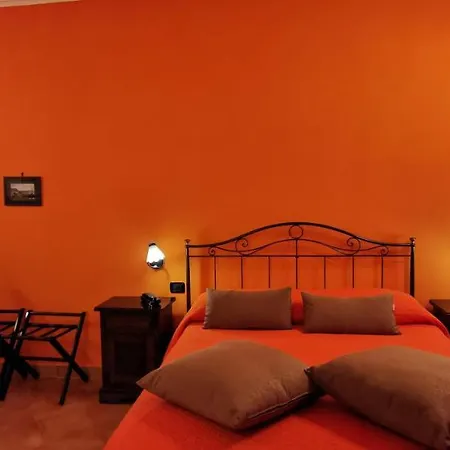 Neapolis Hotel Naples