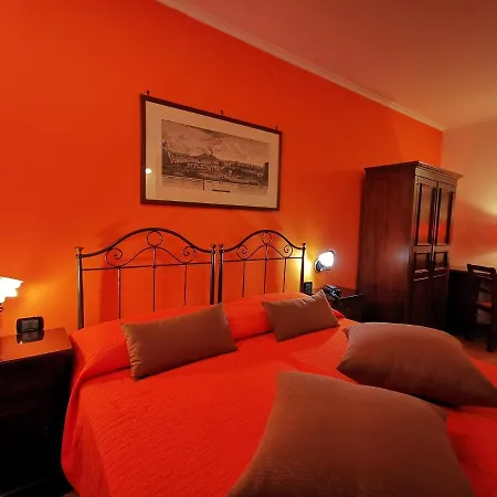 Neapolis Hotel 3*