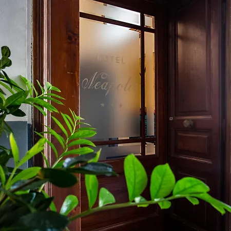 Neapolis Hotell Neapel