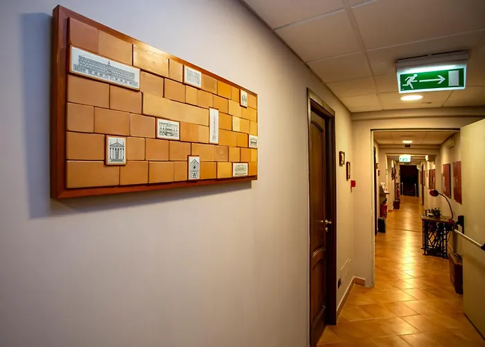 Neapolis 3* Nápoles