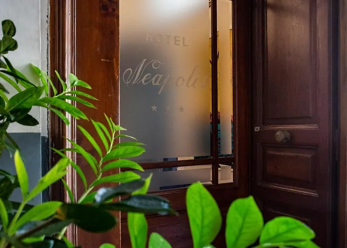 Neapolis Hotel Nápoles