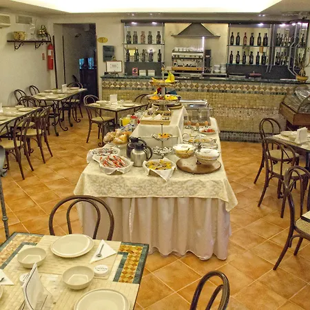 Neapolis 3* Naples